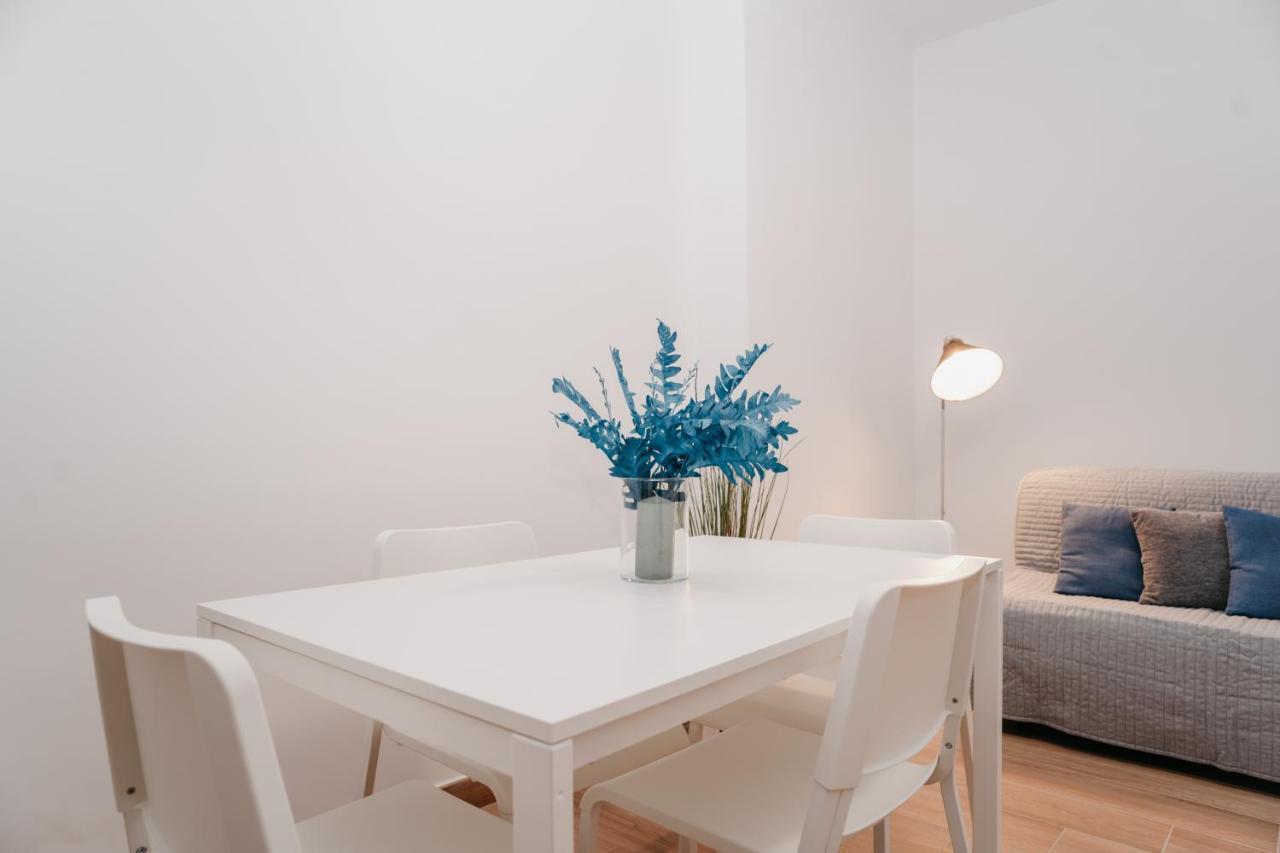Brombeis Fantastica By Casa Napoletana - Town Center Apartment เนเปิลส์ ภายนอก รูปภาพ