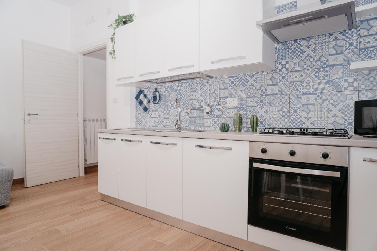Brombeis Fantastica By Casa Napoletana - Town Center Apartment เนเปิลส์ ภายนอก รูปภาพ